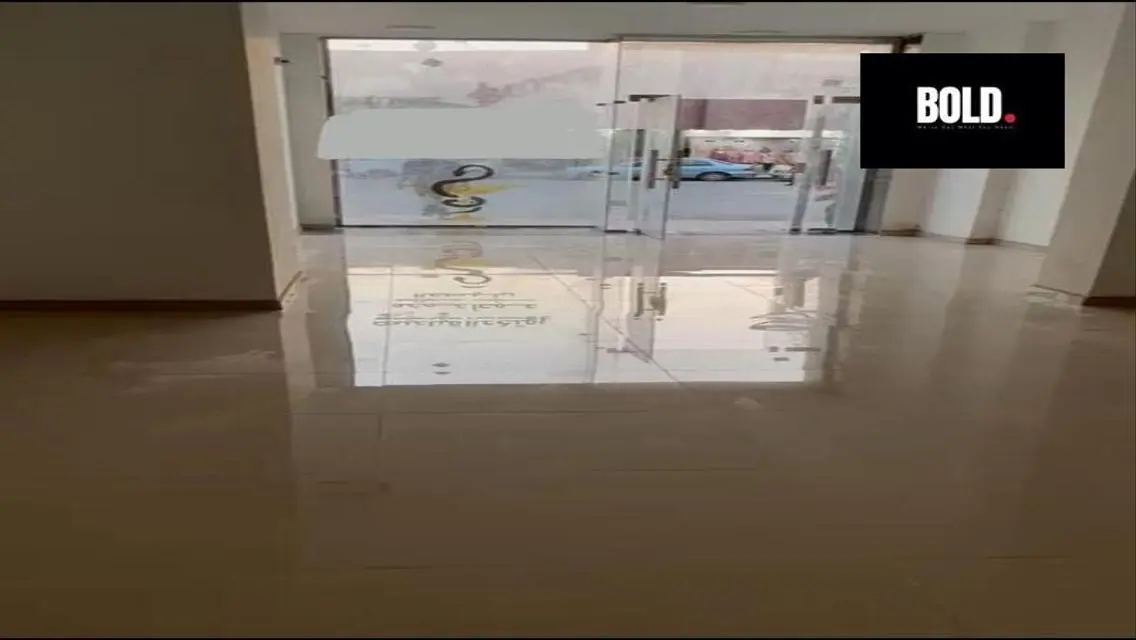 عقار مميز للبيع بسعر 10 مليون