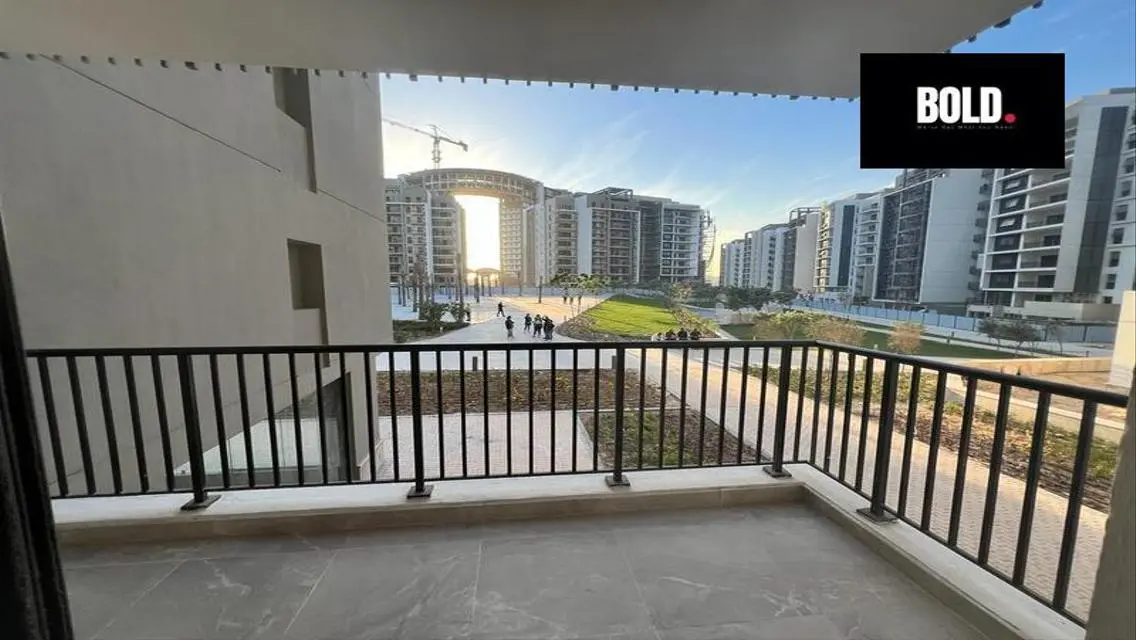 منزل بإطلالات قرية الساحل