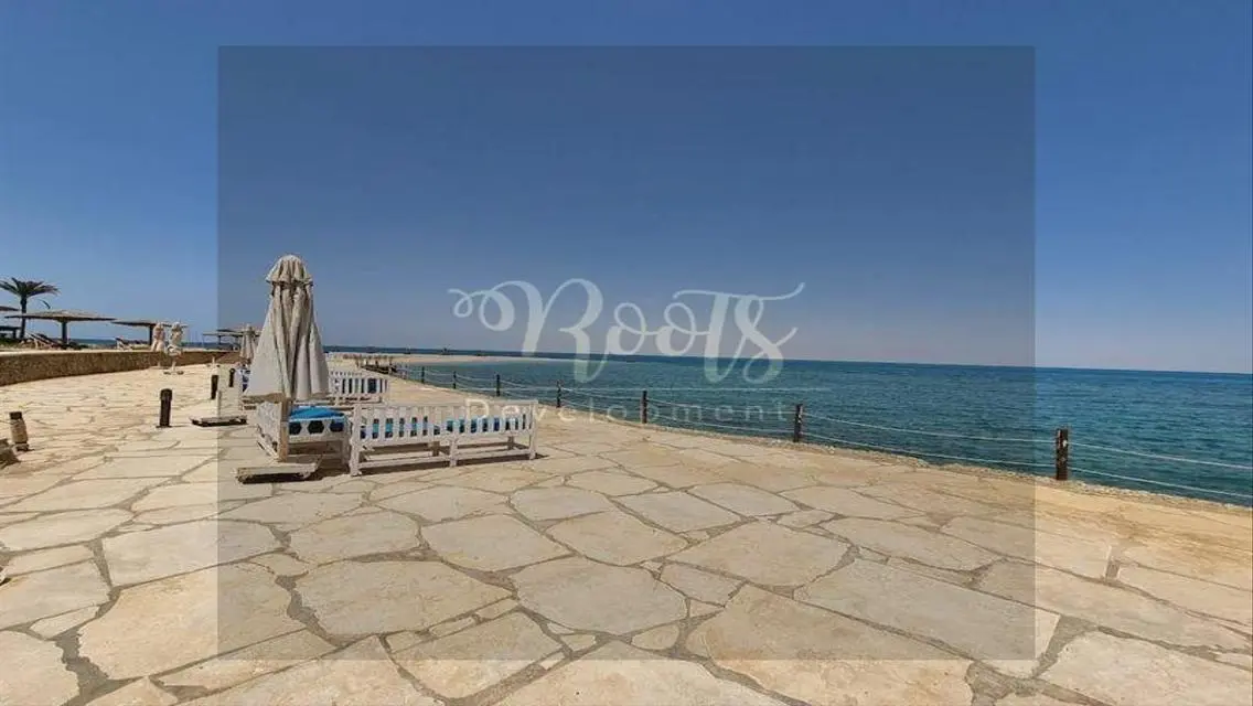 Luxury Apartment with Balcony - 200 sqm