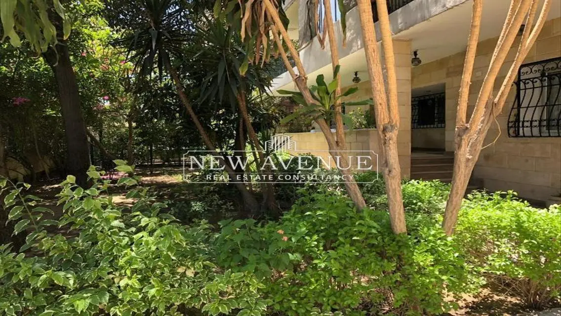 Luxury Villa for Sale - 1000 sqm Space