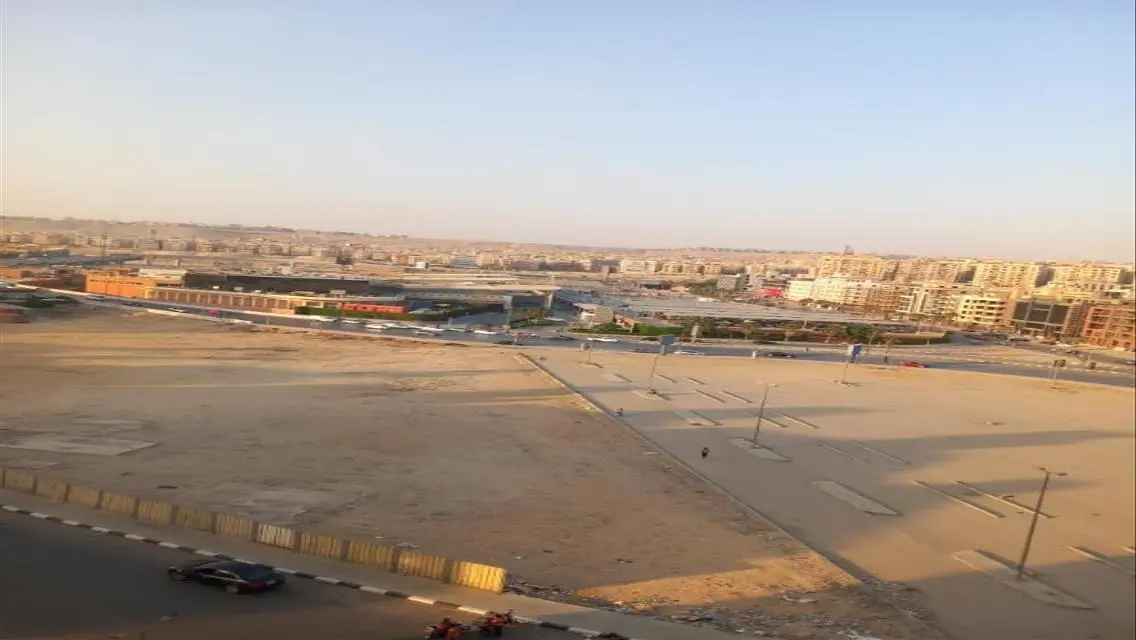 فرصة استثمارية - عقار متميز للبيع بالسعر المناسب