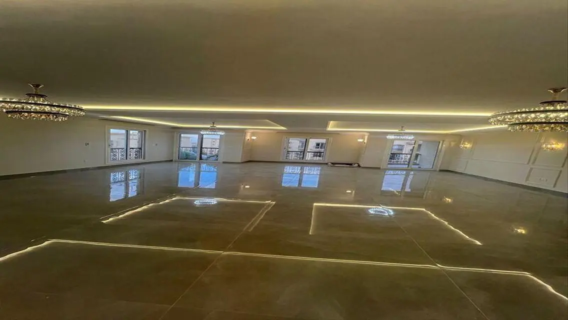 Luxury Apartment for Sale in Al Rehab - 248 Meters