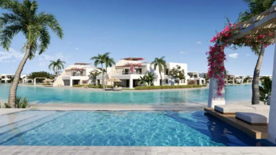 Luxury Villa for Sale by the Lakes