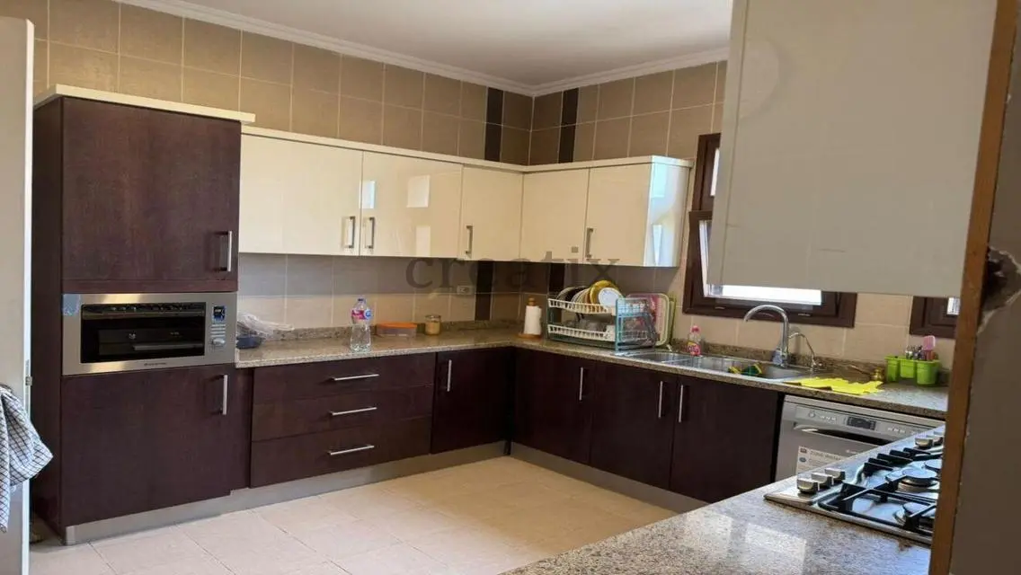 Luxury Villa for Sale in the Heart of the City