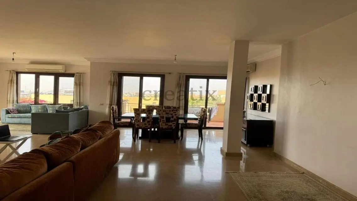 Luxury Villa for Sale in the Heart of the City