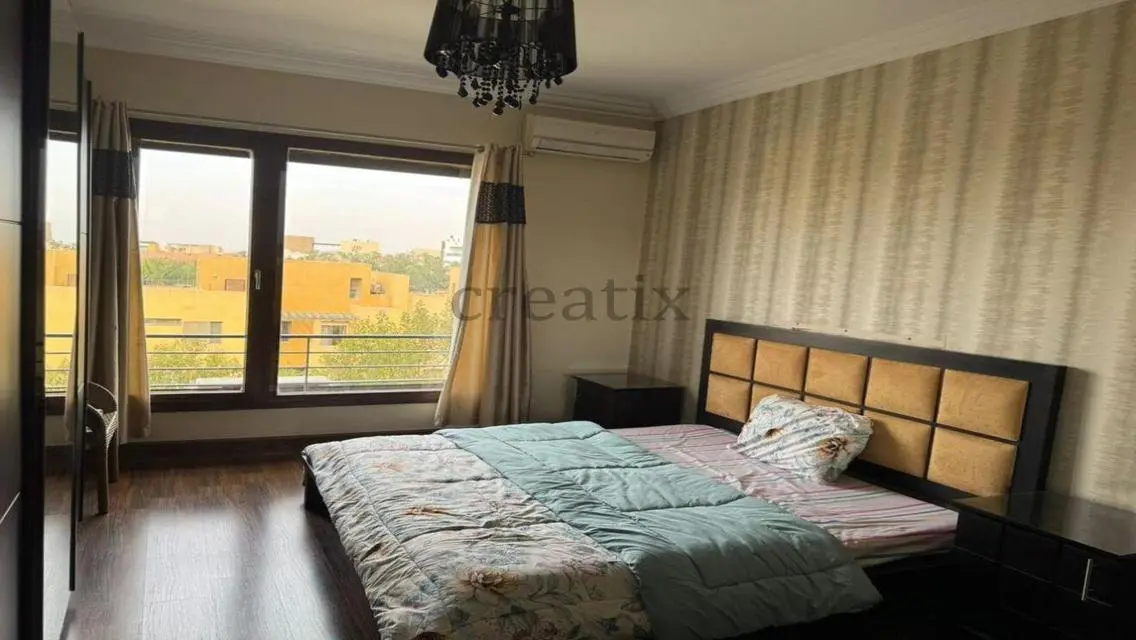 Luxury Villa for Sale in the Heart of the City