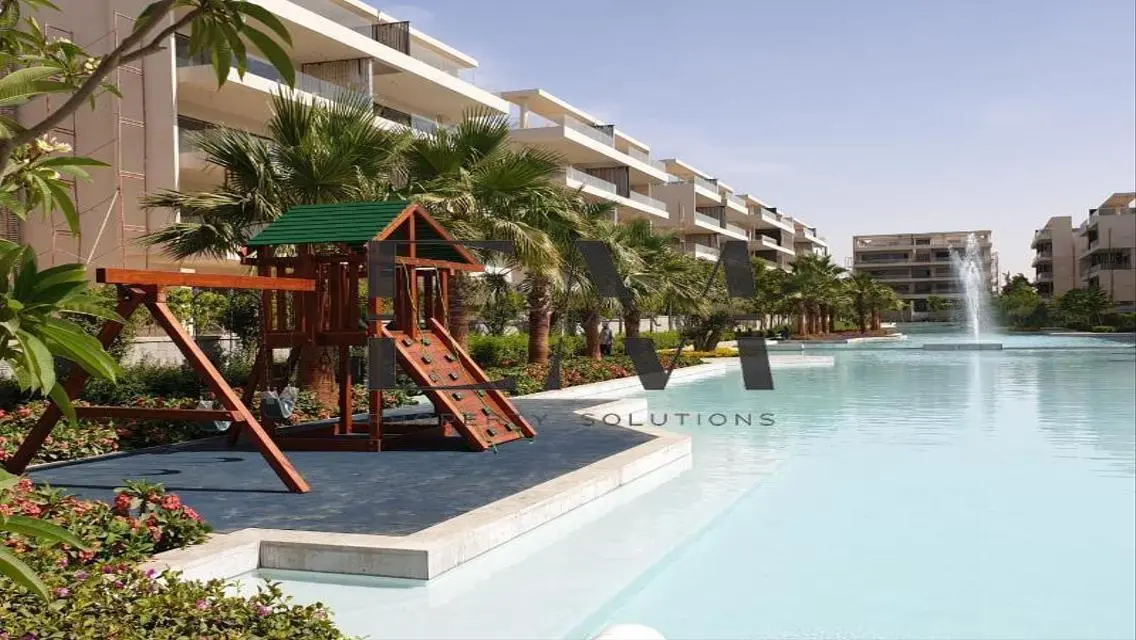 Ground Floor Apartment with Garden for Rent in Lake View Residence - New Cairo