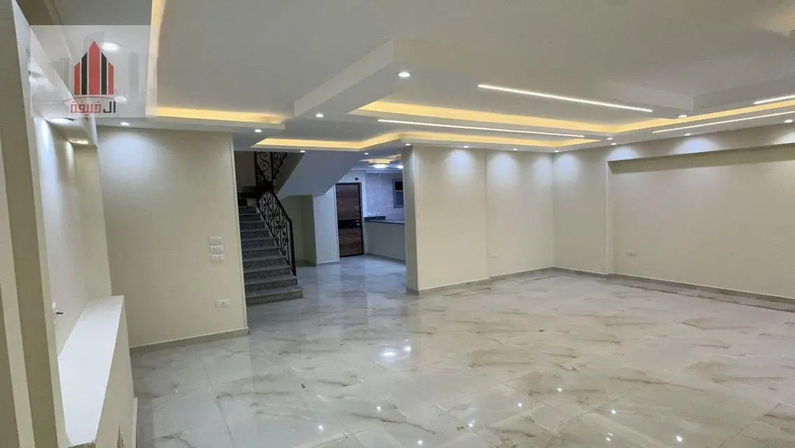 Spacious 1 Bedroom Apartment with Stunning Views