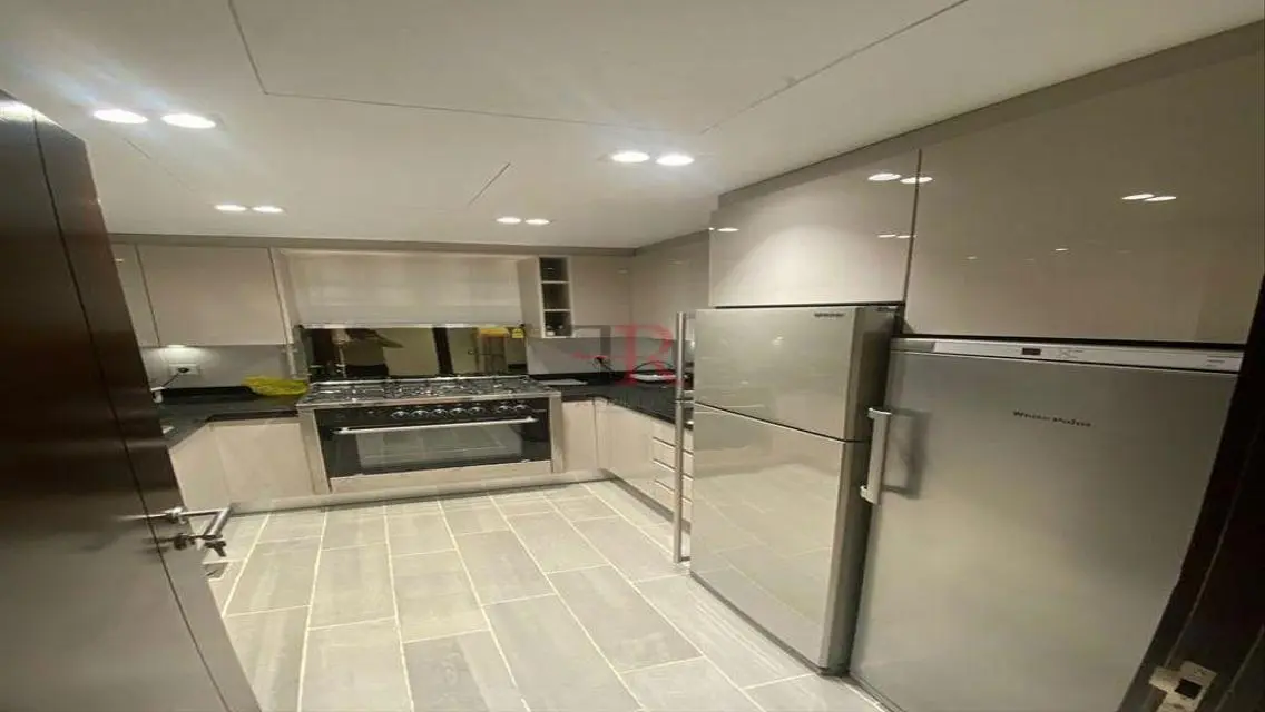 Luxury Apartment in CFC Area