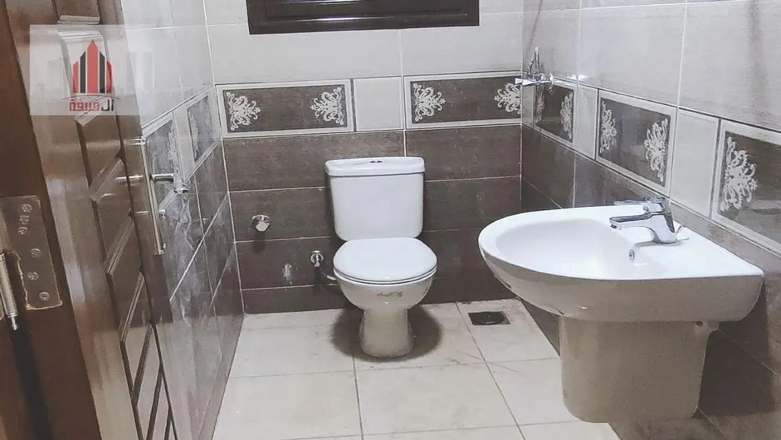 Stunning Apartment with Spacious Area in Central Location