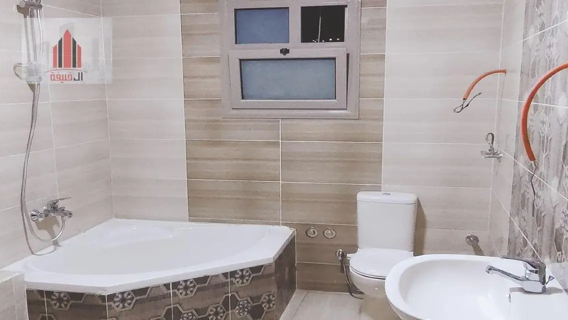 Stunning Apartment with Spacious Area in Central Location