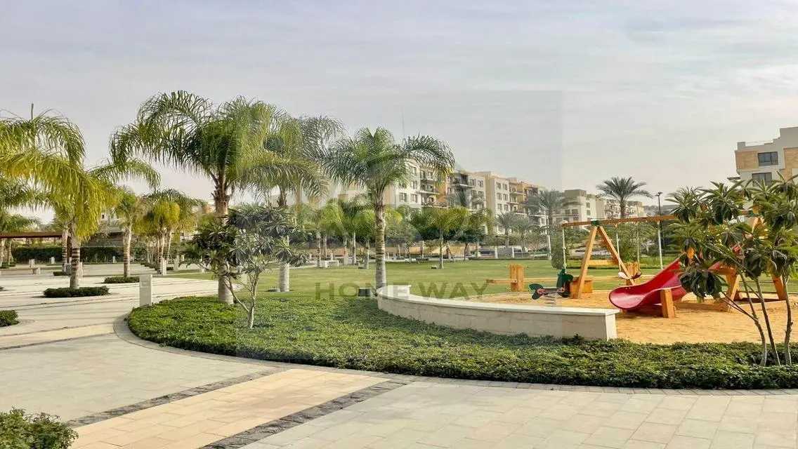 شقة مميزة للإيجار بتجهيزات رائعة في قلب المدينة