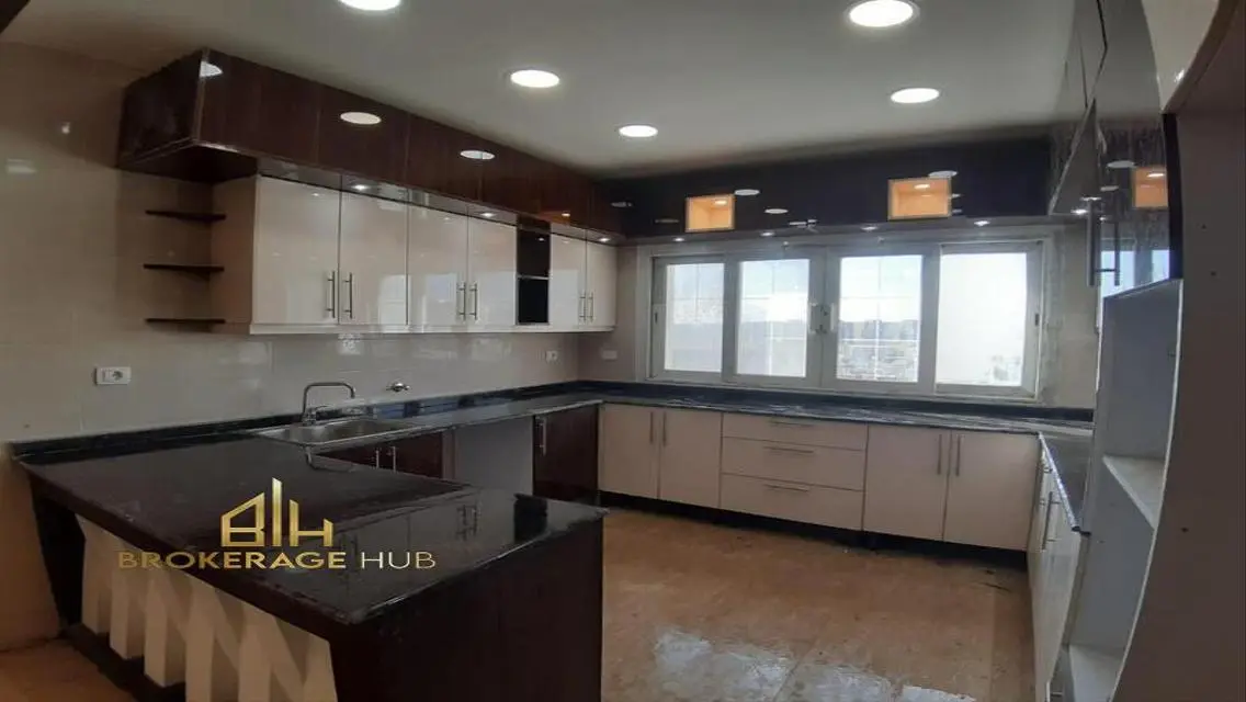 Semi-Furnished Apartment in Hyde Park with Premium Features