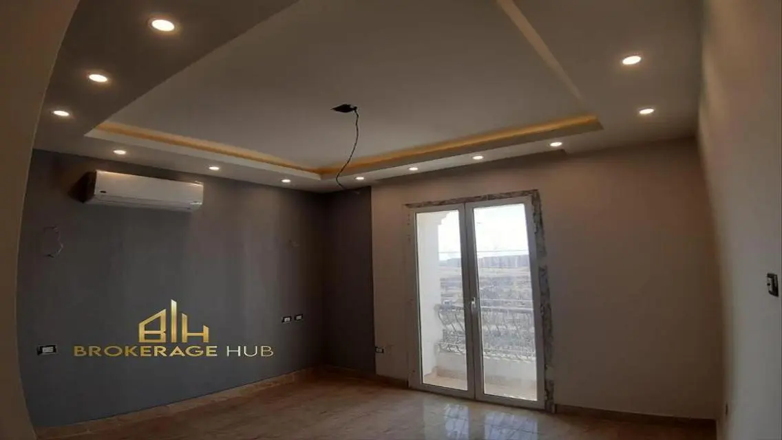 Semi-Furnished Apartment in Hyde Park with Premium Features
