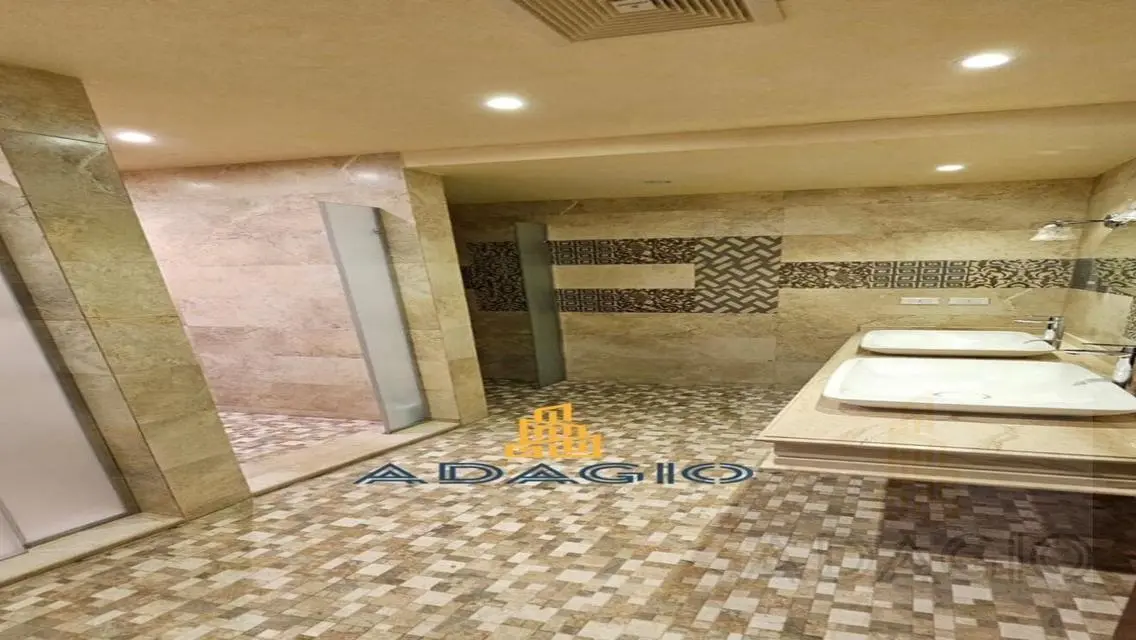 فيلا للايجار بإطلالة على الجولف في أليجريا