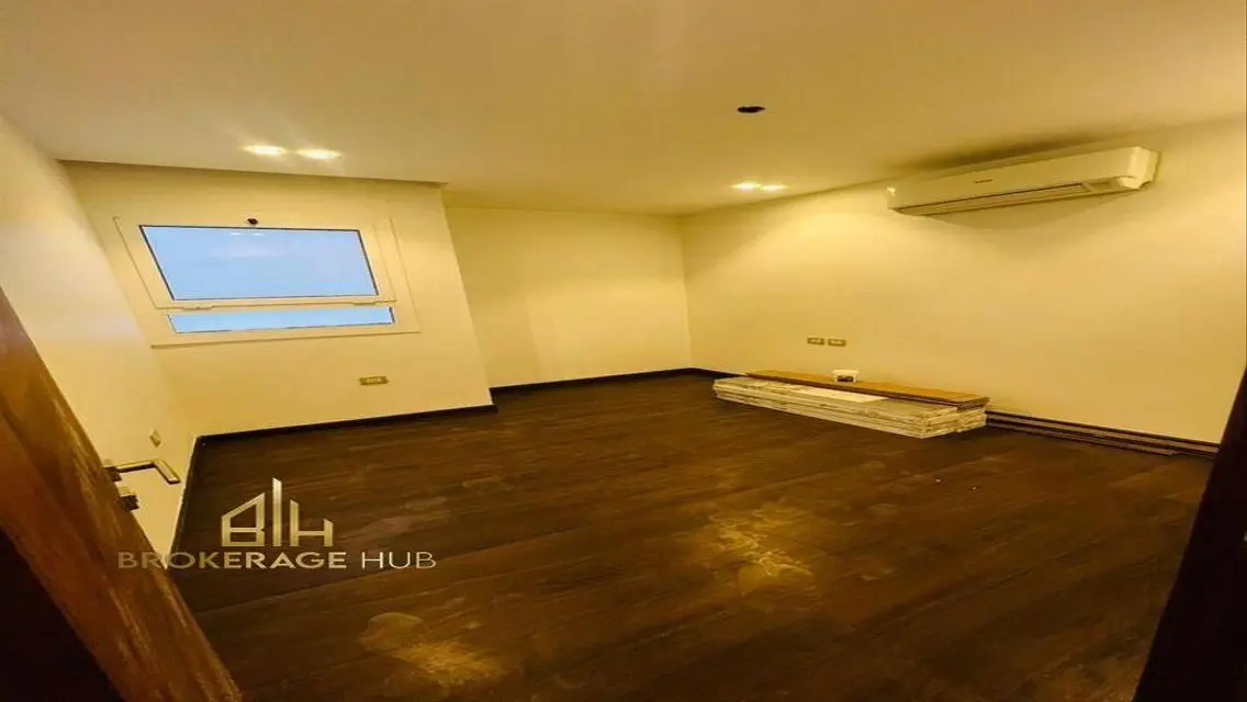 Stylish Studio for Rent with 161 SQM in Vibrant Location