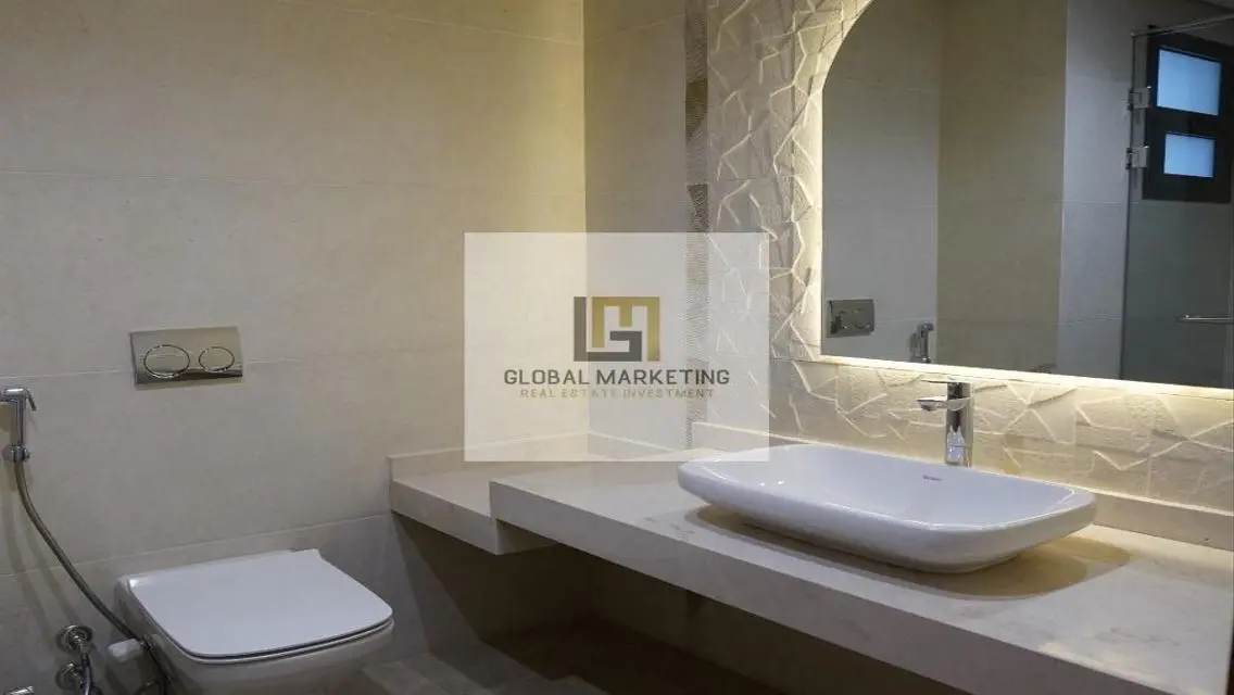 Luxury Apartment with Central Air Conditioning & Outstanding Amenities
