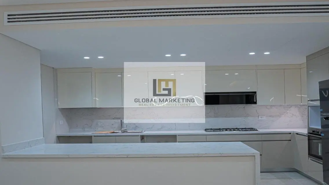 Luxury Apartment with Central Air Conditioning & Outstanding Amenities