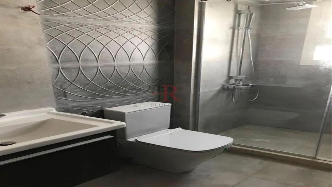 Luxury Apartment with Spacious Design and Private Garden