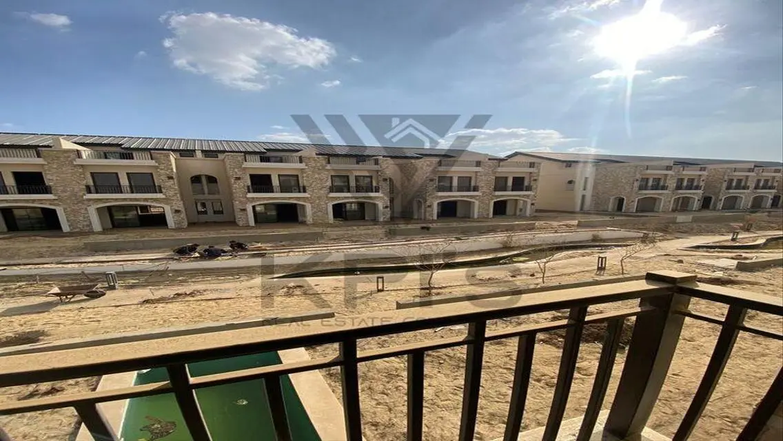 فيلا فاخرة للبيع في مارك جاردنز - القاهرة الجديدة