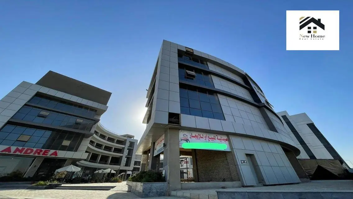 مكتب متميز بمساحة 600 متر مربع للبيع