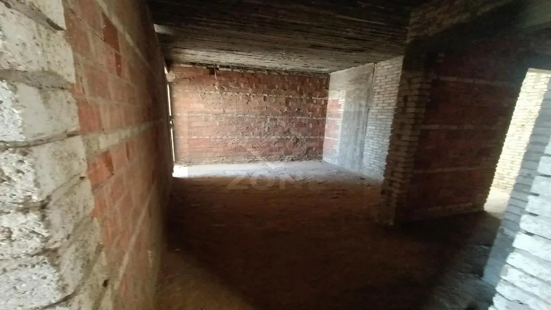 Sarai 169 Lake View Apartment
