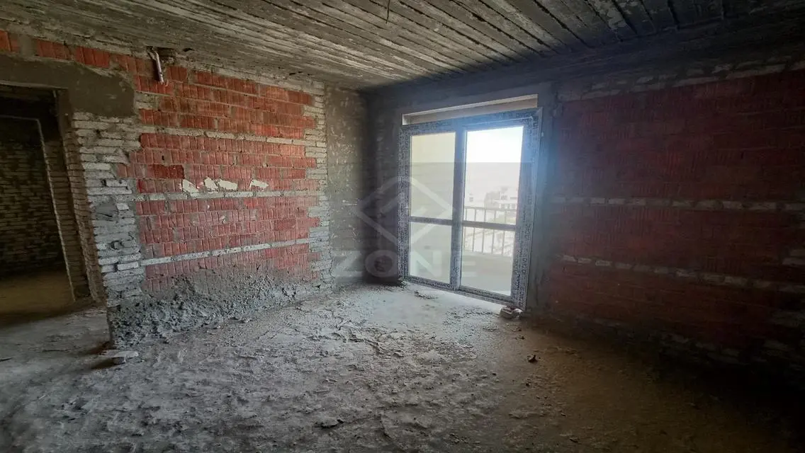 Sarai 169 Lake View Apartment
