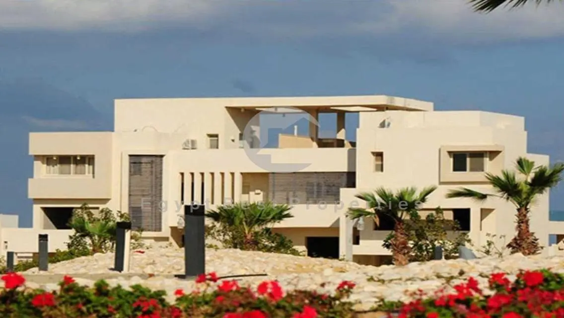 فيلا فاخرة للبيع في هايسيندا بلو - 5 غرف نوم