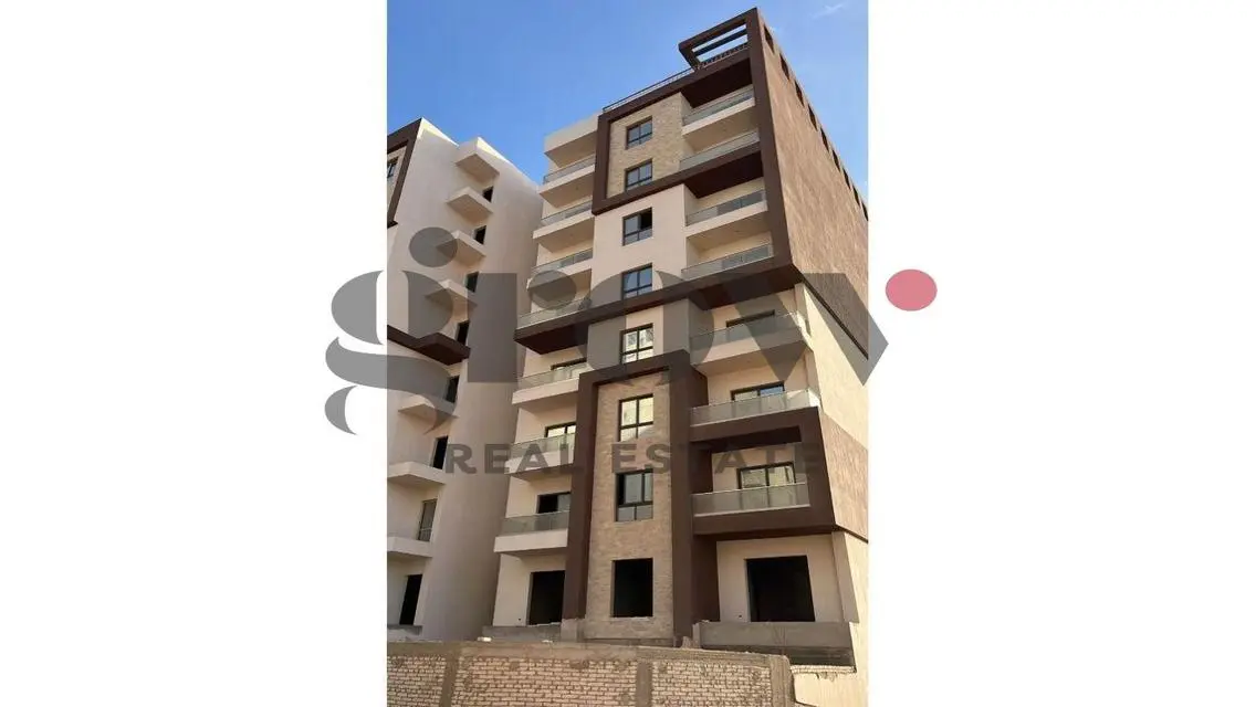 Luxurious Apartment with Spacious Design in Prime Location