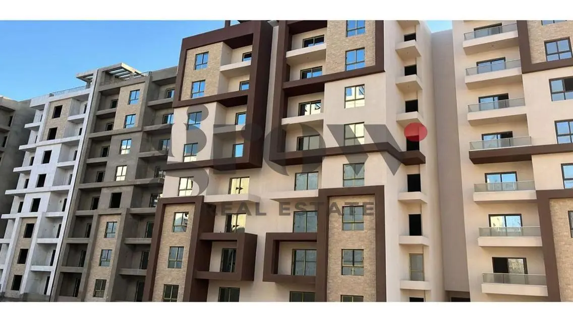 Luxurious Apartment with Spacious Design in Prime Location