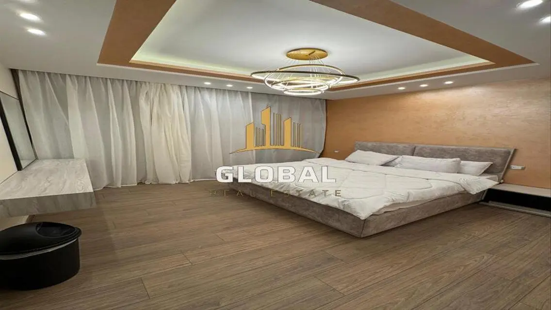 شقة رائعة في شرقون بساندك للمسكن