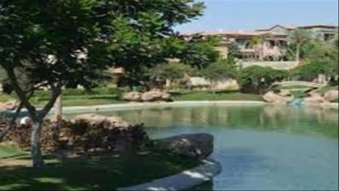 Luxury Apartment in Concorde Plaza