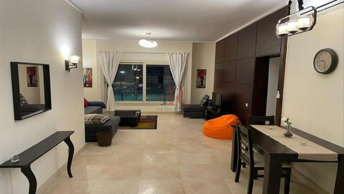 Luxury Apartment for Sale - 881 Square Meters at 35000