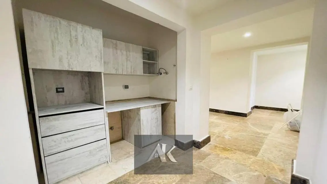 Luxurious Property in Prime Location with Stunning Views