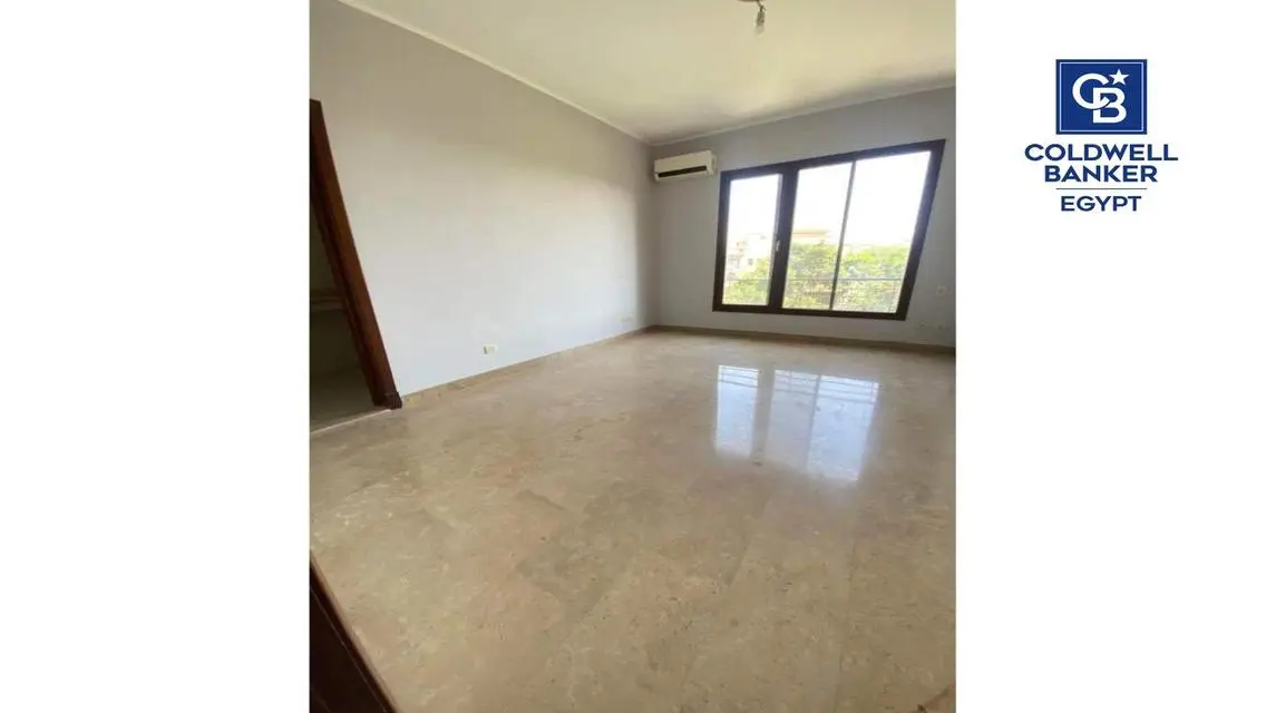 Spacious 2573 Meter Apartment with Terrace and Premium Amenities