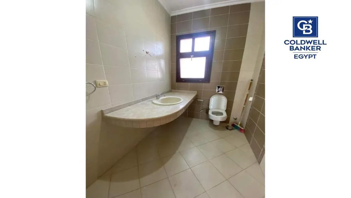 Spacious 2573 Meter Apartment with Terrace and Premium Amenities