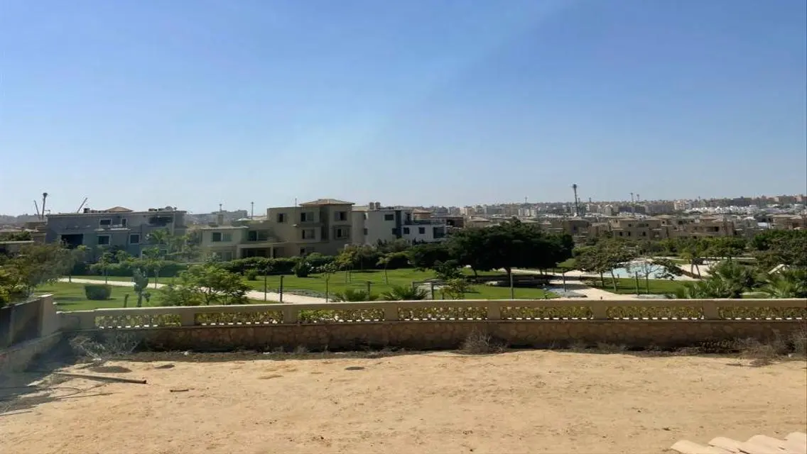 منزل فخم مع مسبح خاص وإطلالة على البحيرات