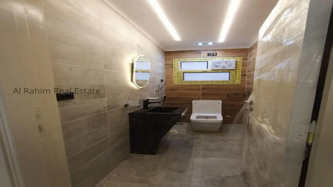 Exceptional Investment in a Luxury Apartment