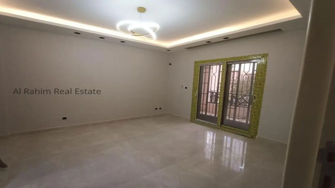 Exceptional Investment in a Luxury Apartment