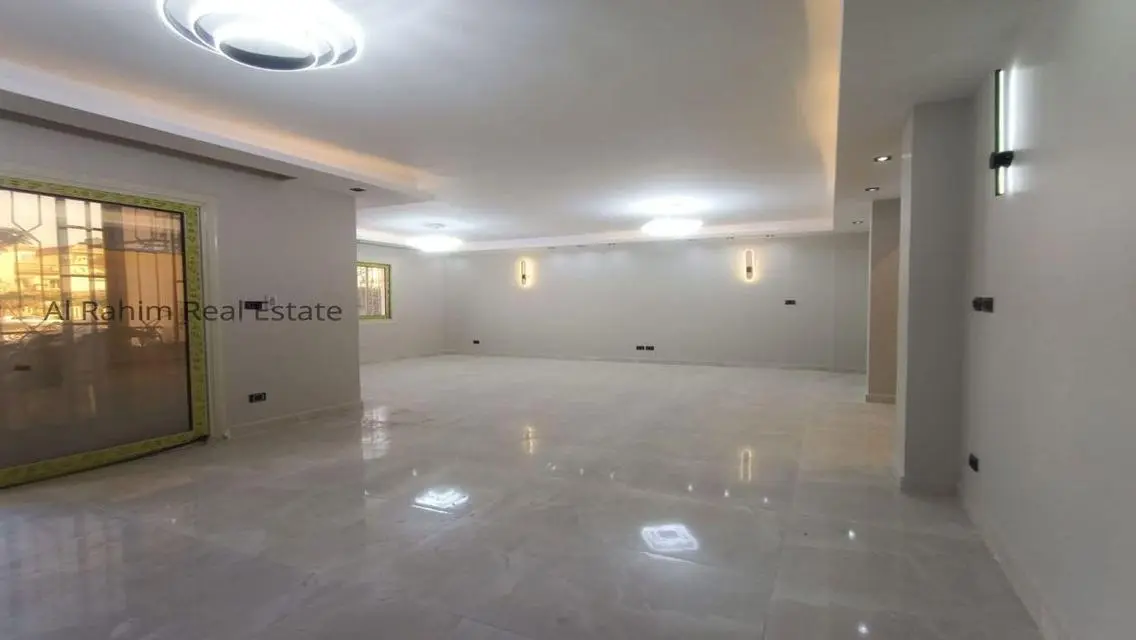 Exceptional Investment in a Luxury Apartment