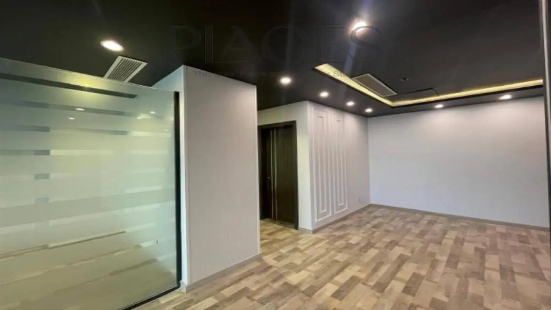 Modern Office for Sale with 1150 sqm at an Attractive Price