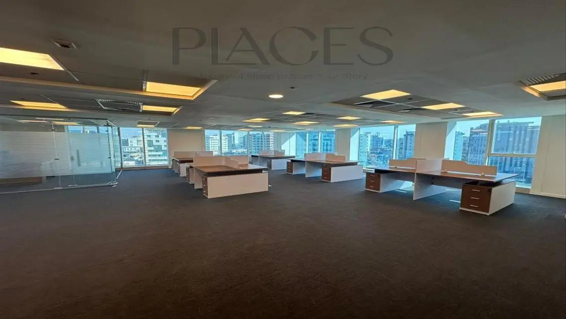 Premium Commercial Property of 700 Sq. Meters