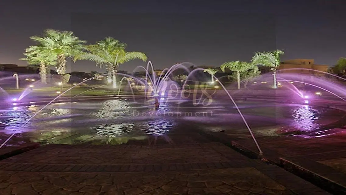 شقة رائعة بمساحة 2000 متر للبيع
