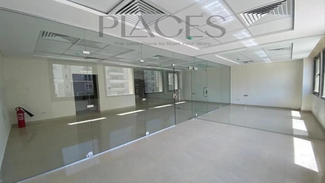 Amazing Apartment with Multiple Features
