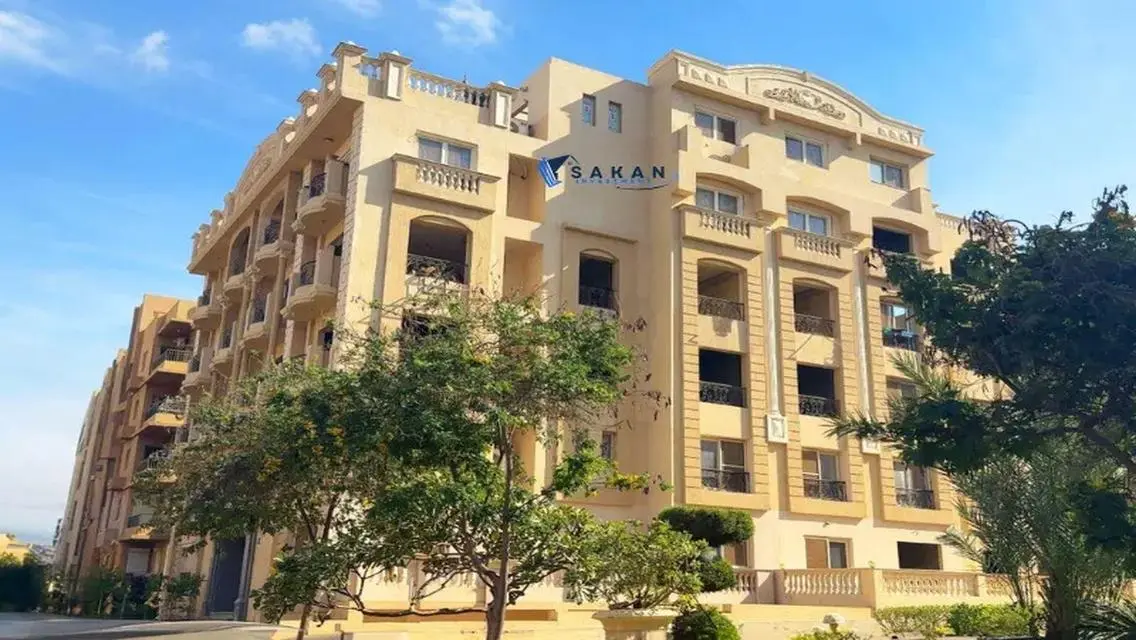 شقة أنيقة بـ 3 غرف نوم مع إطلالة رائعة في قلب المدينة