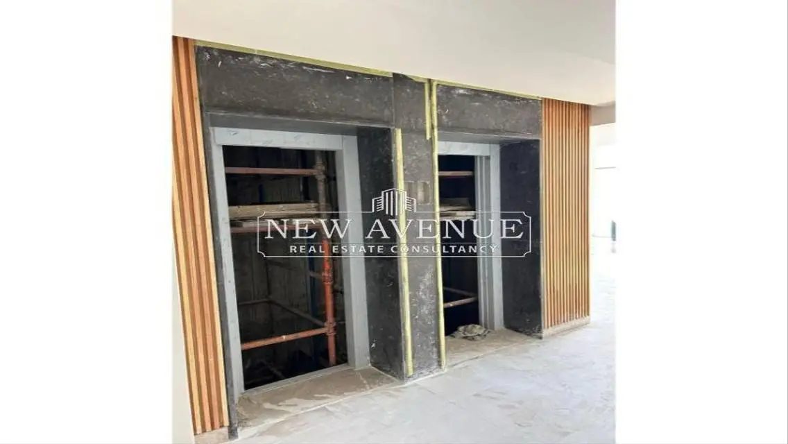 Luxury Apartment with Private Garden and Premium Amenities