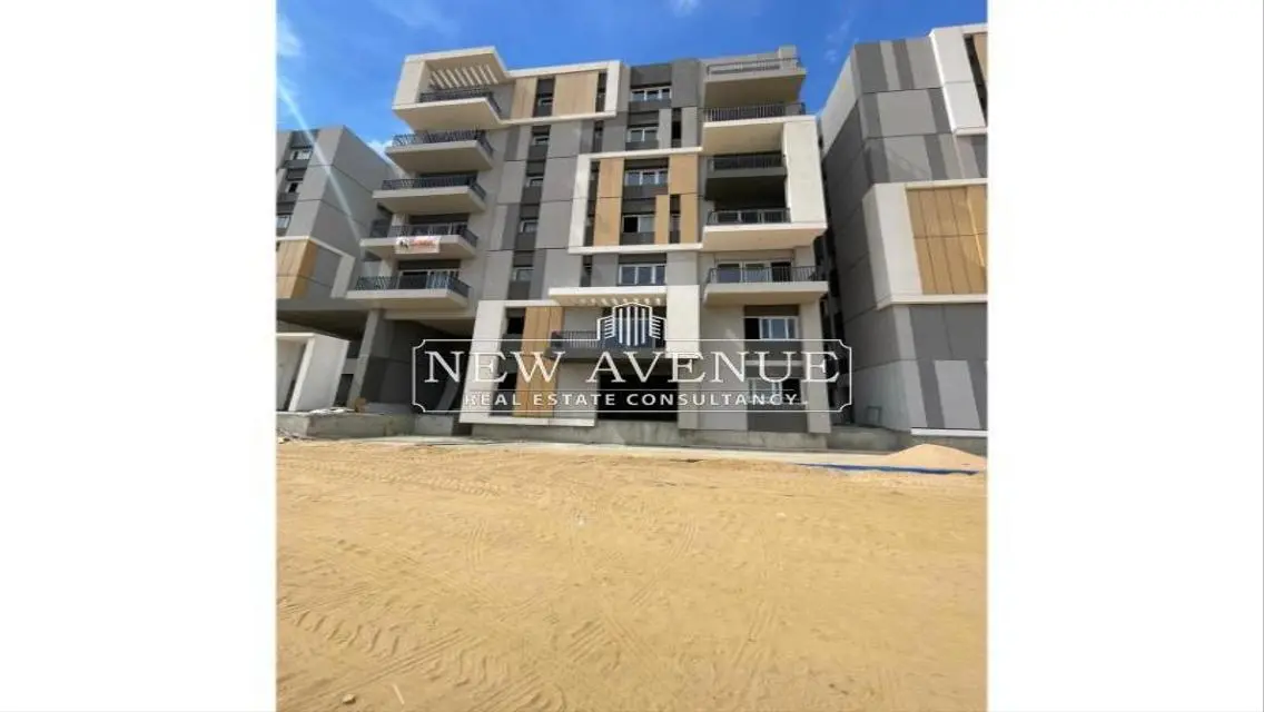Luxury Apartment with Private Garden and Premium Amenities