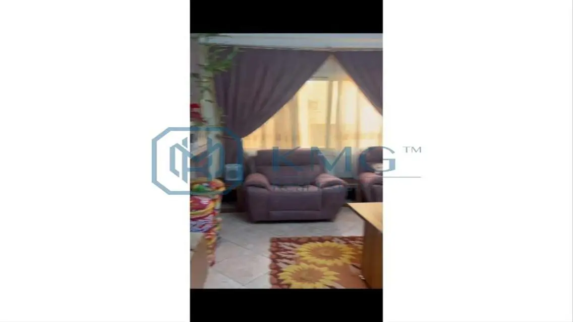 فيلا فاخرة للبيع بمساحة 100 متر