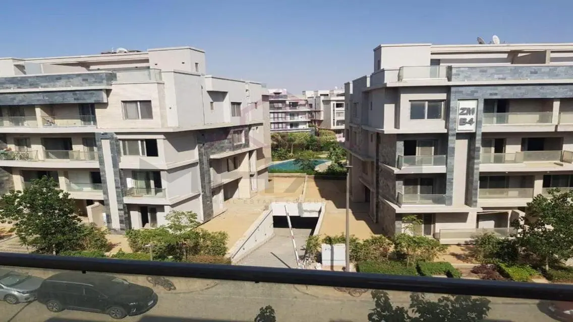 شقة فاخرة للإيجار مع شرفة