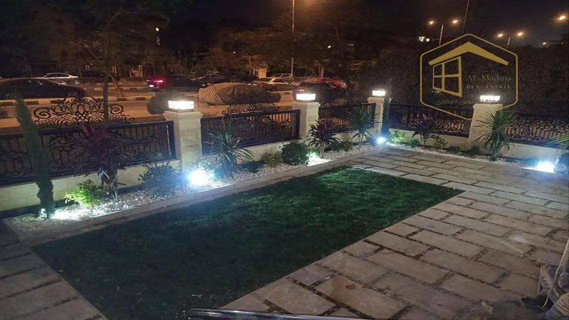 شقة فاخرة للبيع بإطلالة رائعة ومميزات مذهلة